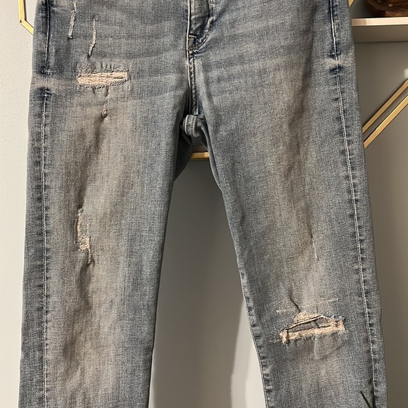 Skinny Regular Waist Shapewear Jeans - Picture 3 of 5